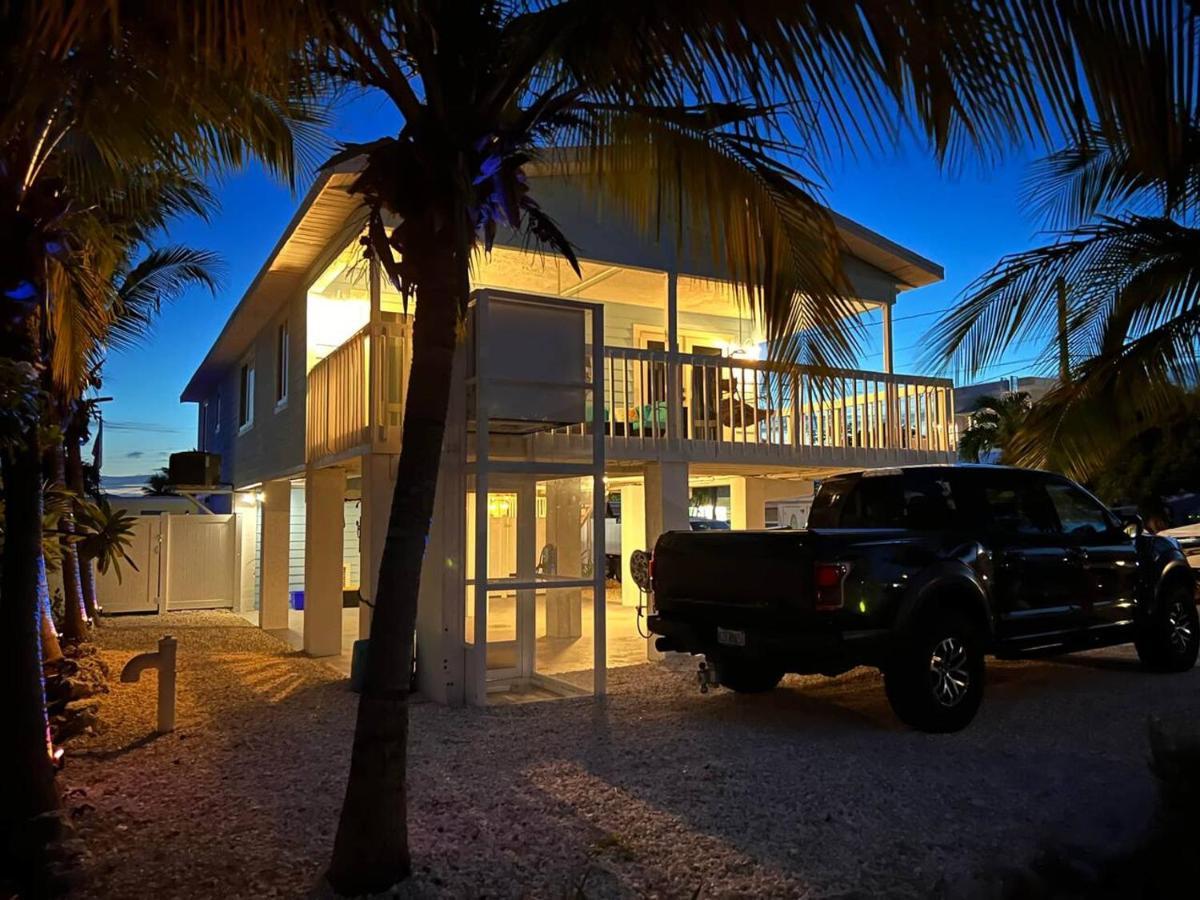 Casa Blue Pelican. Маратон Екстериор снимка