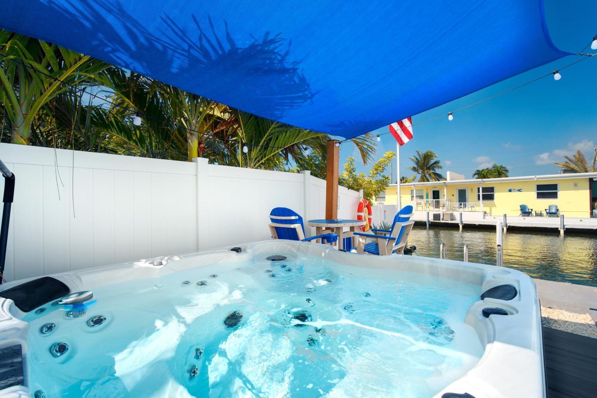 Casa Blue Pelican. Маратон Екстериор снимка